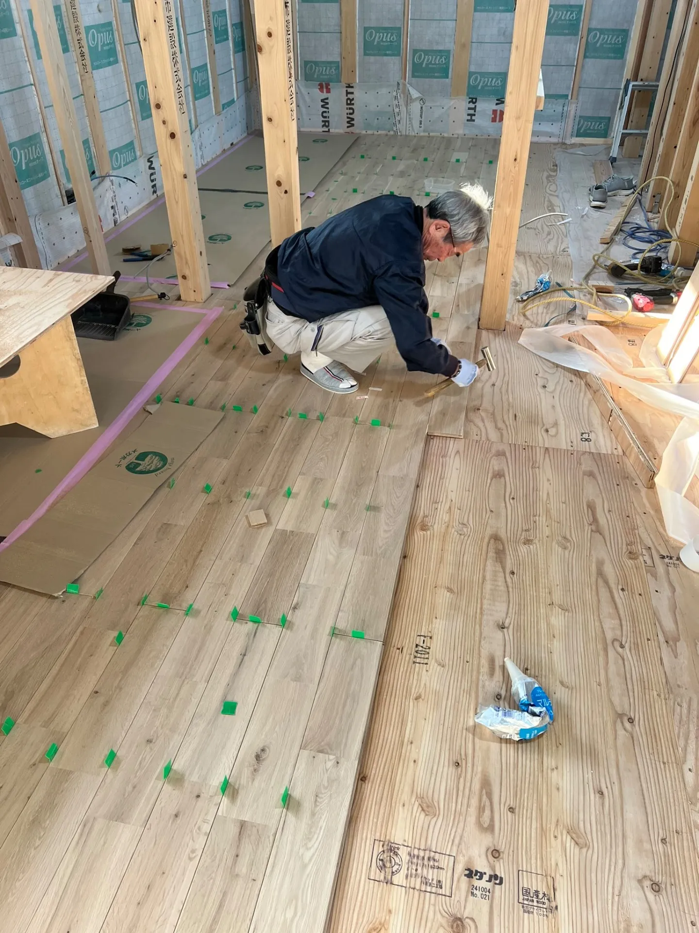 耐久性がある無垢フロアーオーク【青山都市建設】